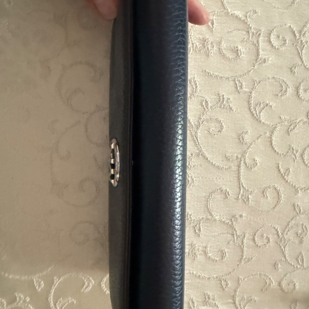 *NEW YEAR SALE * MICHAEL KORS Navy Leather wallet - Picture 3 of 5